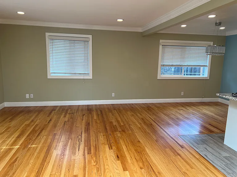143 Highland Oaks Dr — Photo 9