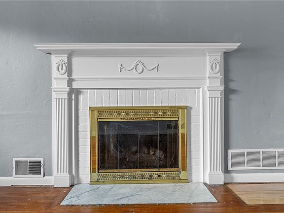 4th image of 4114 McKee Dr