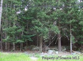 51/63 Wallenpaupack Dr, Lake Ariel, PA 18436