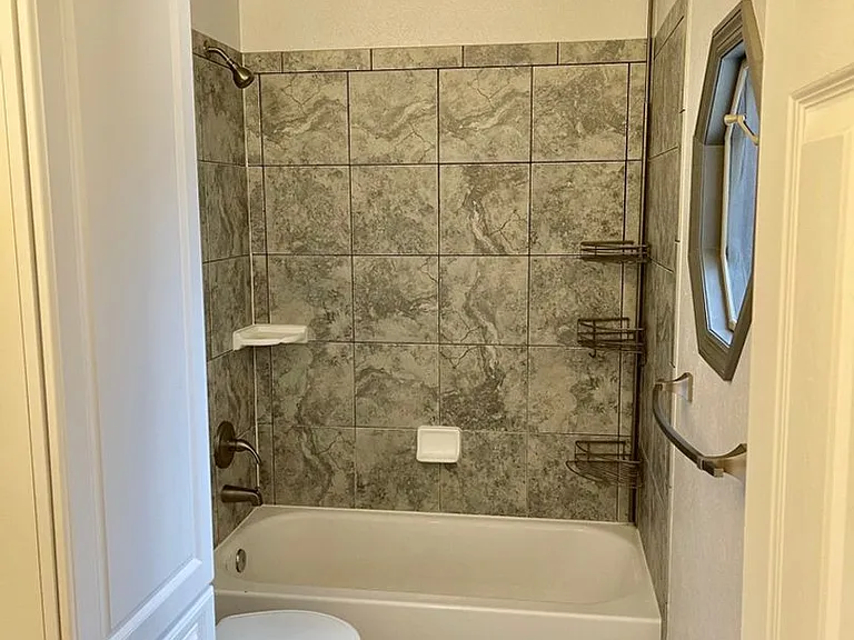 17502 E Whitaker Dr — Photo 9
