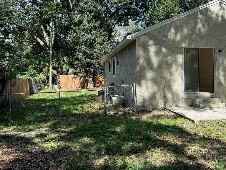 2522 Alexa Ct — Photo 33