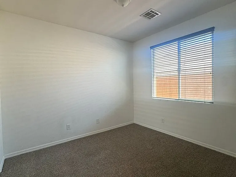 10404 Bays Mountain Ave — Photo 12