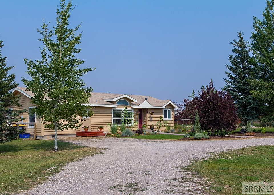 1st image of 728 Thistle Creek Dr