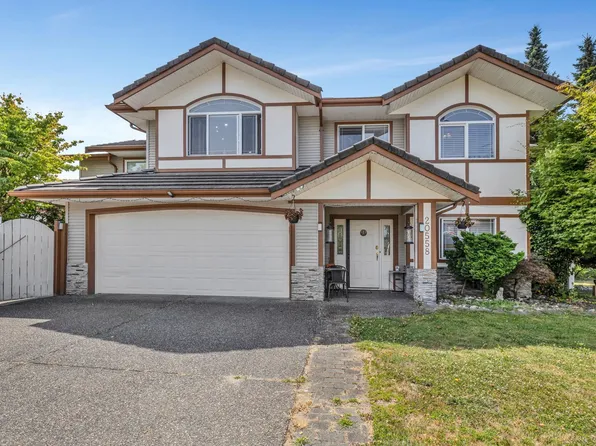 20558 122nd Ave, Maple Ridge, BC V2X 2N6