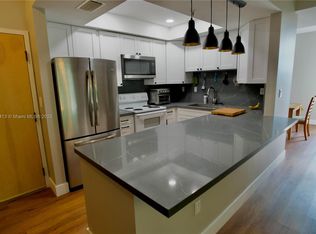 9755 NW 52nd St APT 216, Doral, FL 33178