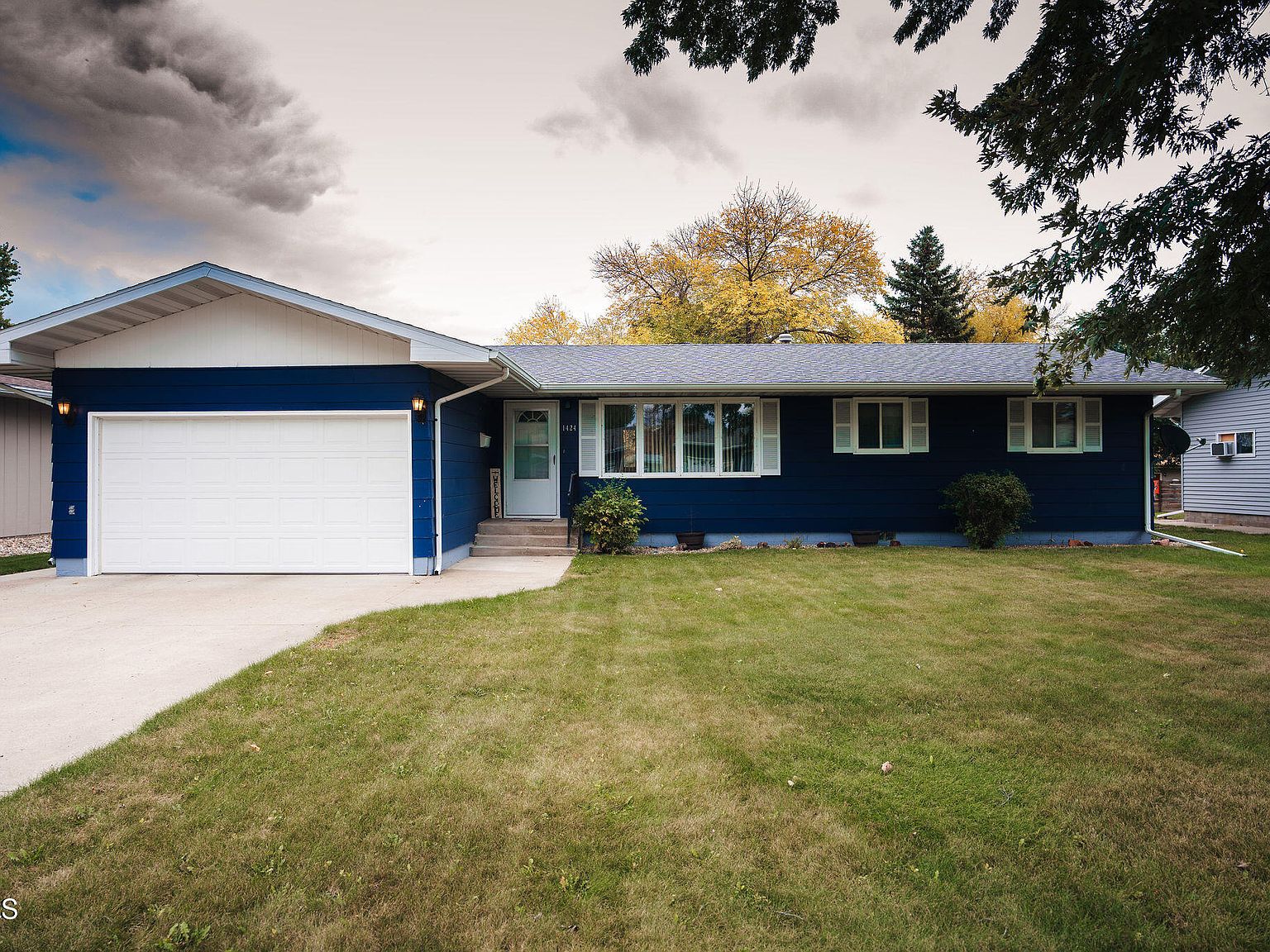 1424 5 1/2 Ave NE, Jamestown, ND 58401 Zillow
