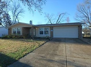 2795 Radcliffe Dr, Florissant, MO