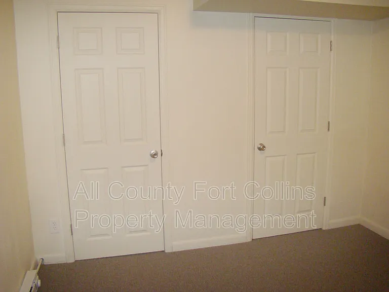 1108 Baker St #B — Photo 8