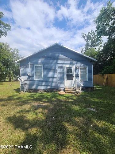 1032 N Railroad Ave Photo 1