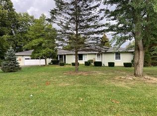 1513 Darbyshire Dr, Defiance, OH 43512