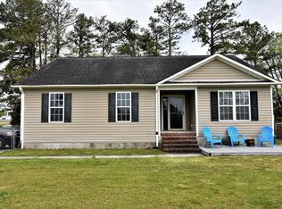 800 Mann St, Newport, NC 28570