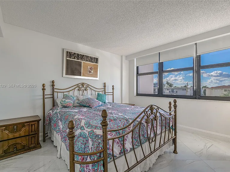 2401 S Ocean Dr #305 — Photo 19
