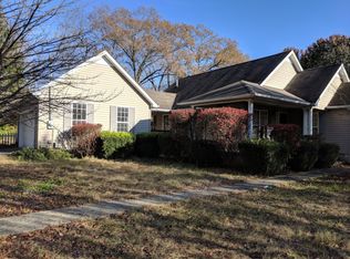343 Bookout Ln, Cowan, TN 37318