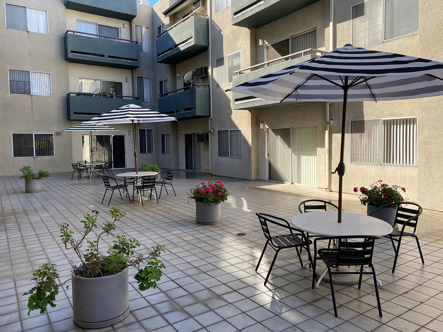 Bluffside Terrace Apartments — Photo 2