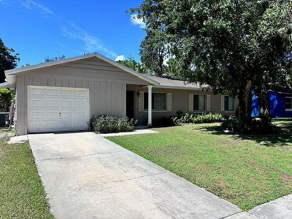 2nd image of 10125 Crozier Ct