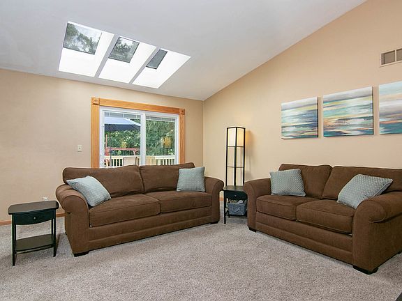 5th image of 1445 Luanna Dr