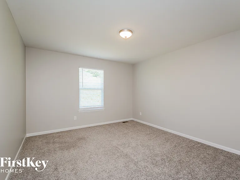 476 Timber Valley Trl — Photo 10