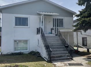 2117 Westmount Rd NW, Calgary, AB T2N 3N3