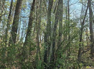 102 Pine Dr, Taylors, SC 29687