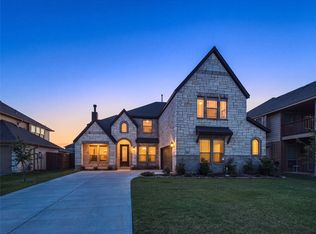 309 Pineview Ln, Ponder, TX 76259