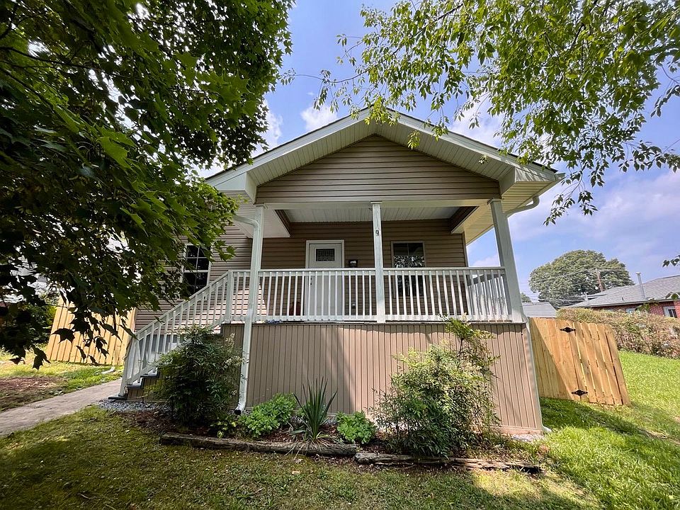 1st image of 302 1/2 W Highland Ave