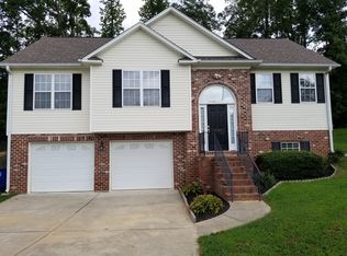 4153 Meredith Woods Ln, Winston Salem, NC 27107