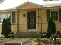 1st image of 901 S Doyle St