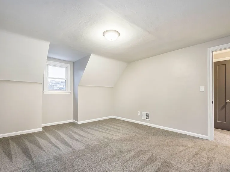 1330 Oakridge St — Photo 21