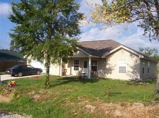 815 Lincoln St, Mena, AR 71953