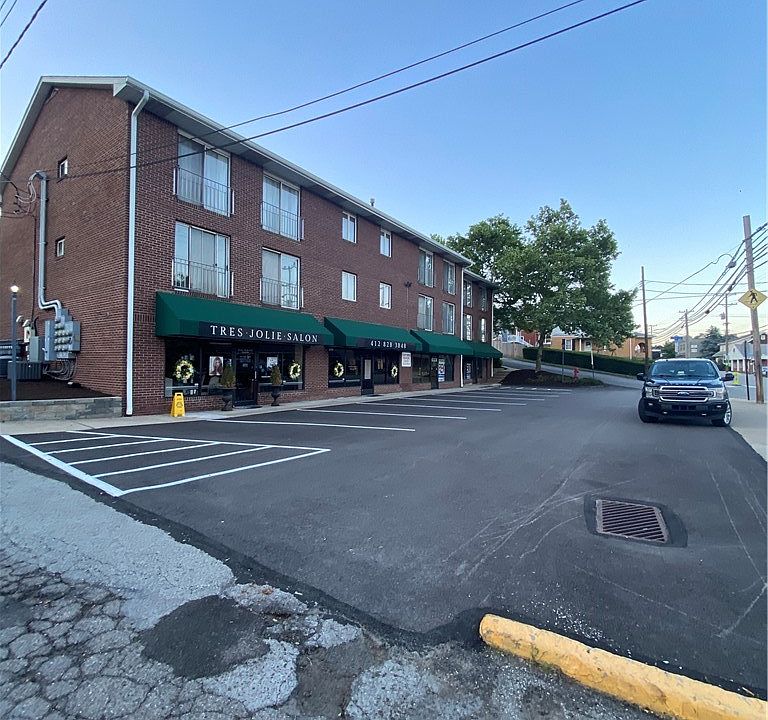 1st image of 401-407 Freeport Rd