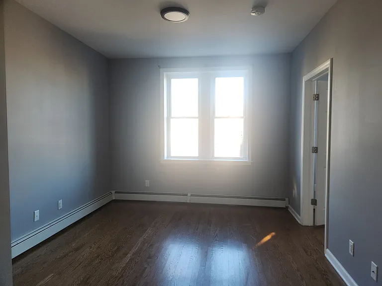7628 John F Kennedy Blvd — Photo 6