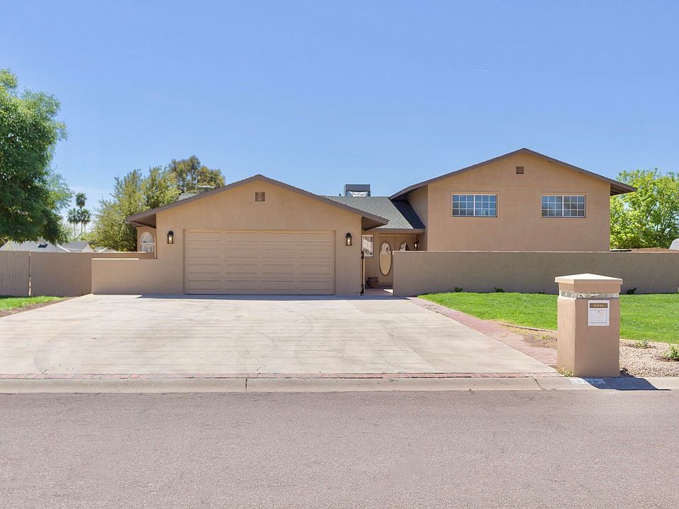 1st image of 5249 E Voltaire Ave