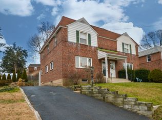 96 Runnymede Ave, Jenkintown, PA 19046