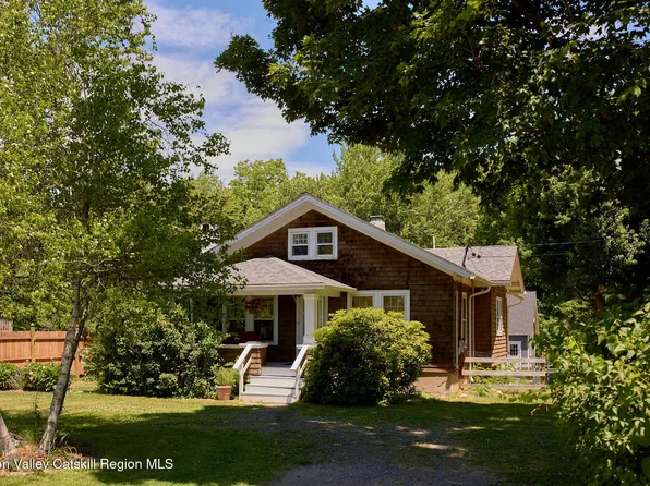 75 Brookside Road, New Paltz, NY 12561
