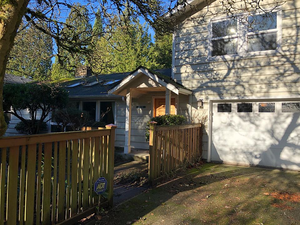 1st image of 10436 NE 112th St
