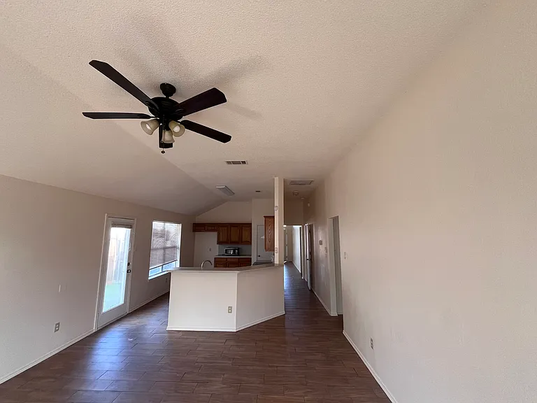 8555 Stetson Dr — Photo 7