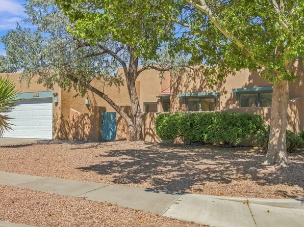 7401 Saratoga Ln, Santa Fe, NM 87507