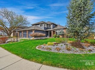 3925 S Sun Point Ave, Boise, ID 83706