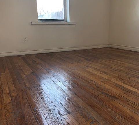 4th image of 3033 Wallace Ave #3Z