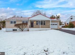 1041 Laurelee Ave, Reading, PA 19605