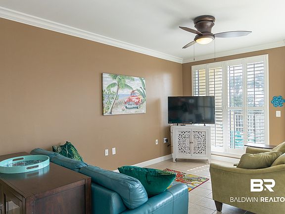 5th image of 453 Dune Dr APT 110