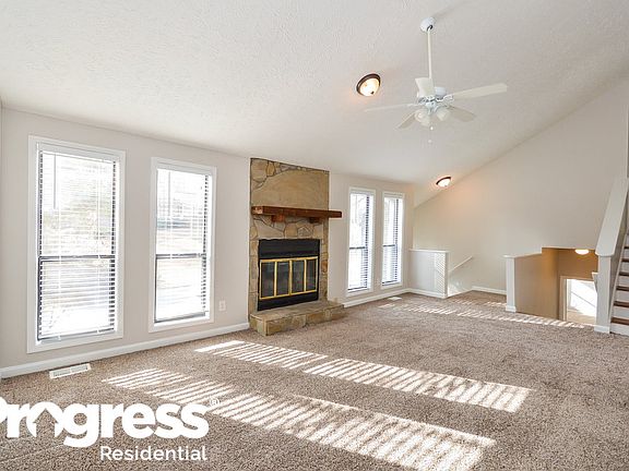 5th image of 3807 Etna Dr