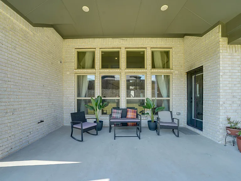 727 Stearman Ln — Photo 31