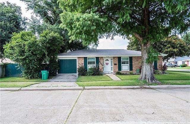 1st image of 2000 Belmont Pl