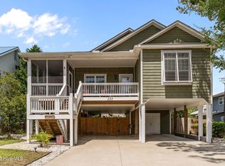 225 NE 37th St, Oak Island, NC 28465