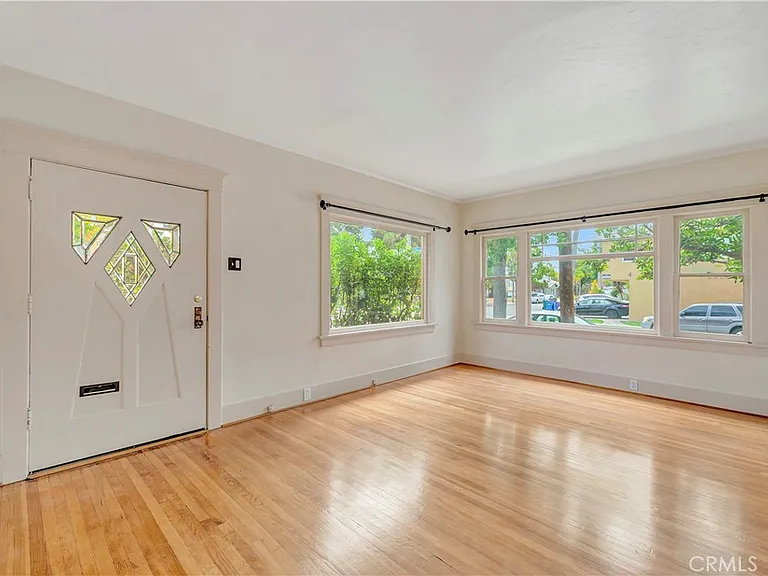 351 Newport Ave — Photo 6