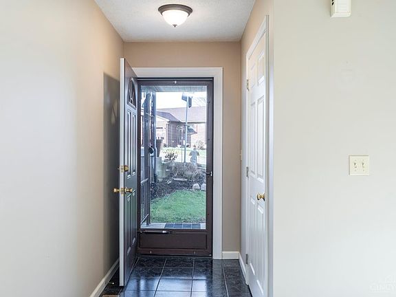 3rd image of 110 Springlake Ave