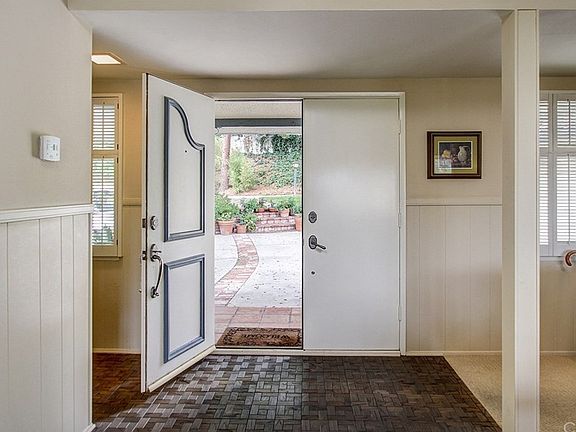 3rd image of 2132 Highland Oaks Dr