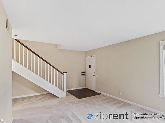 4th image of 2116 Galveston Ave