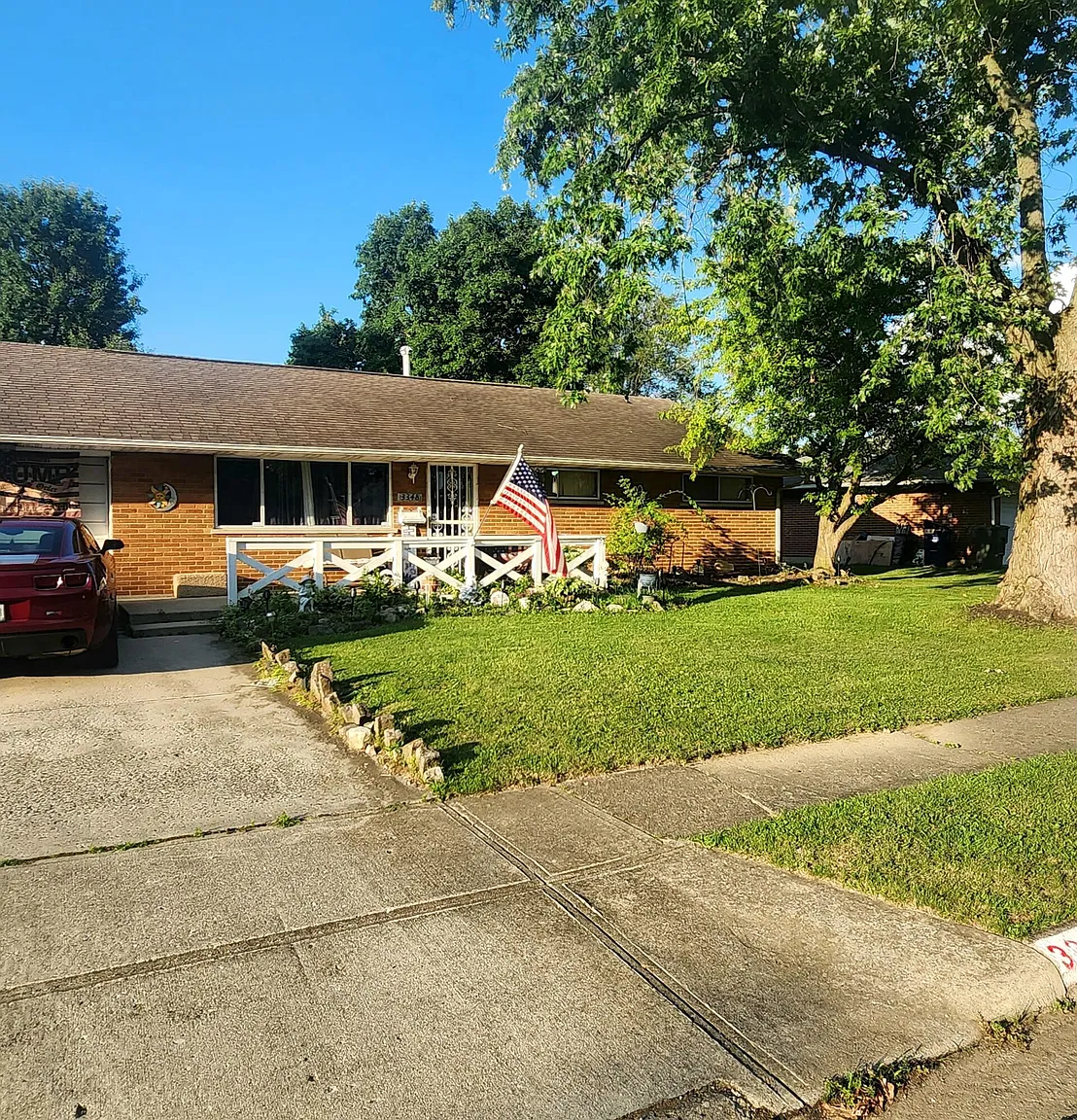 3348 Miriam Dr S photo 1